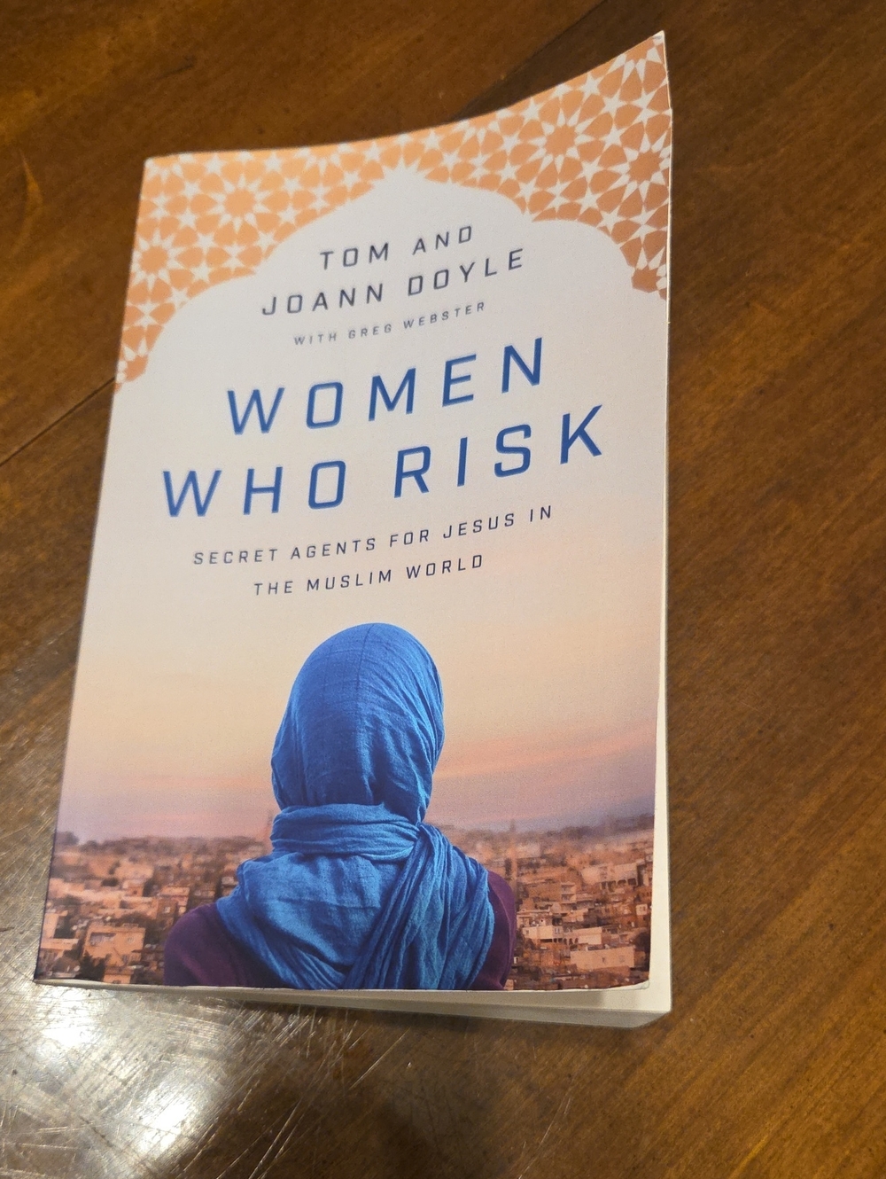 Tom and Joann Doyle Women Who Risk - Blue Cover